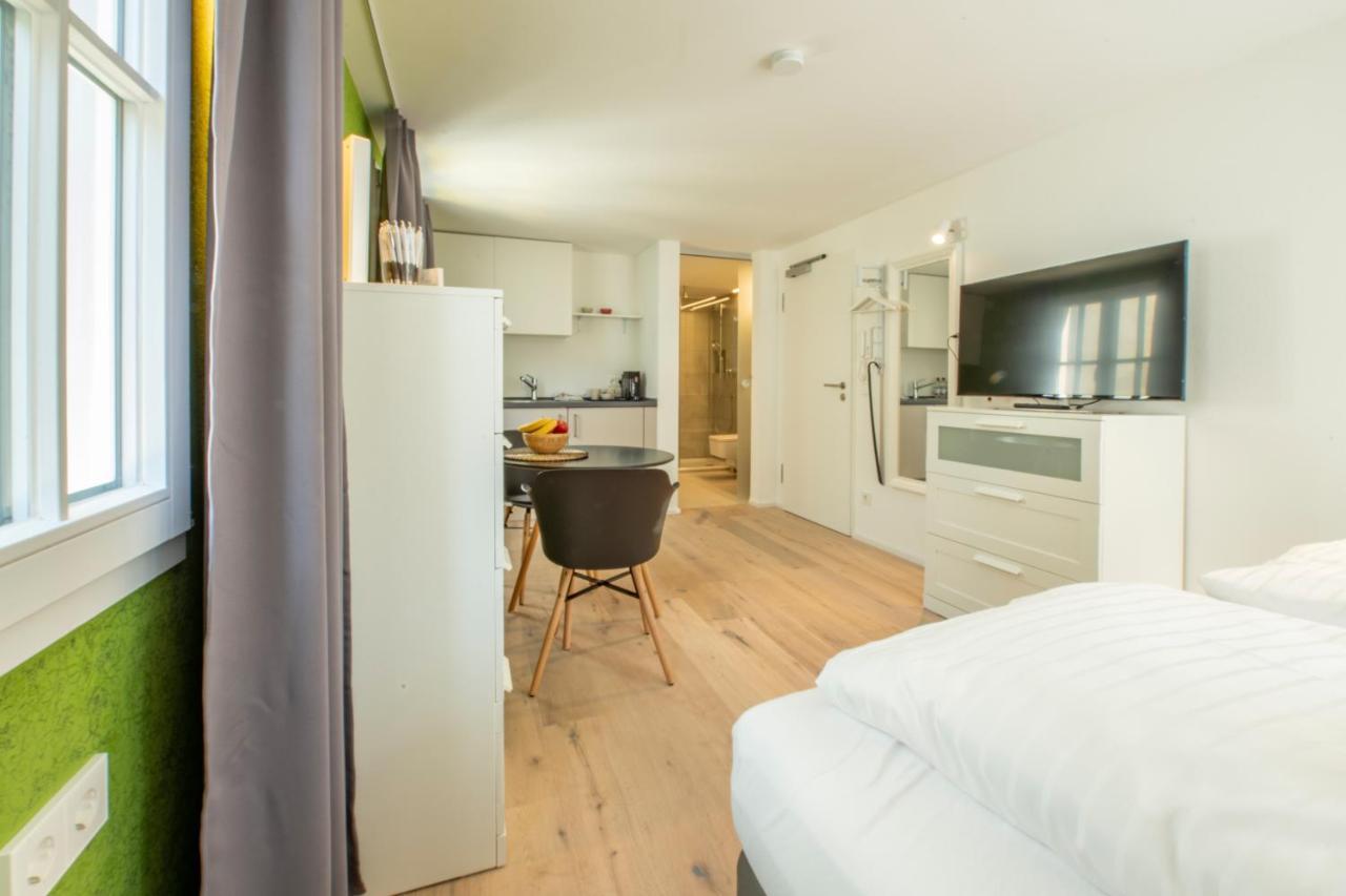 Gaestehaus Am Schlossplatz, Z. 4 Meersburg Eksteriør billede